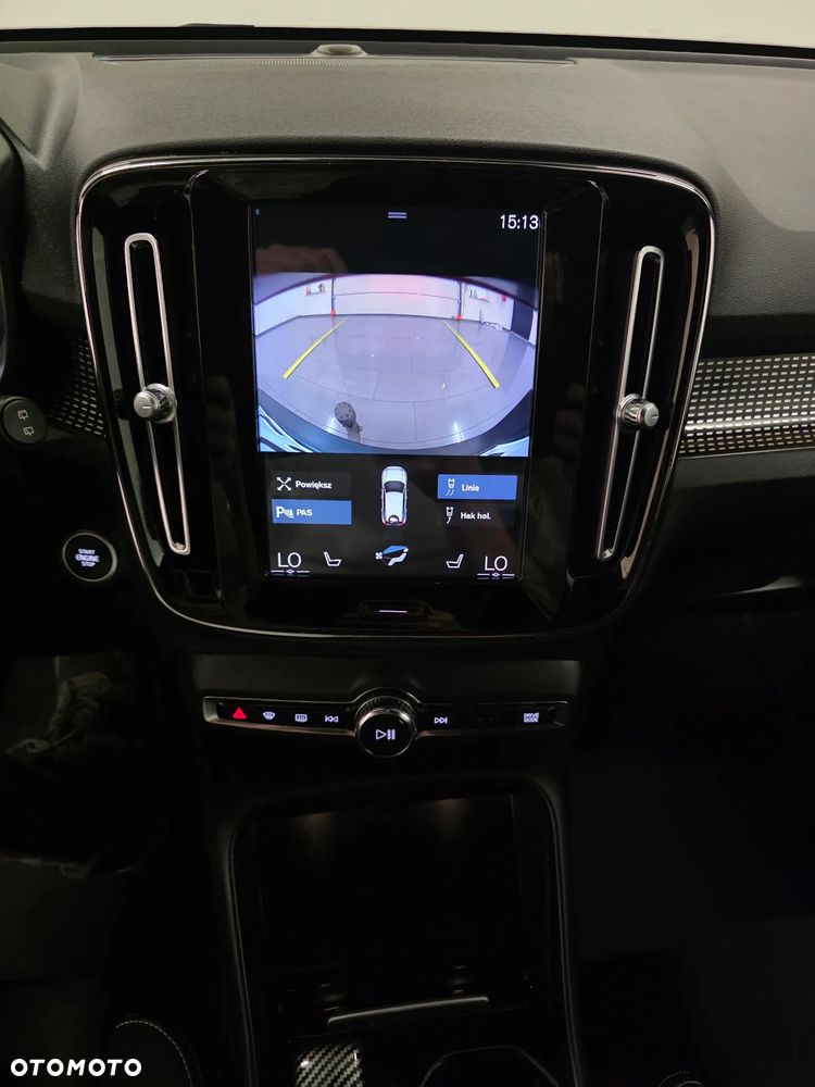 Volvo XC 40 D4 AWD R-Design - 9