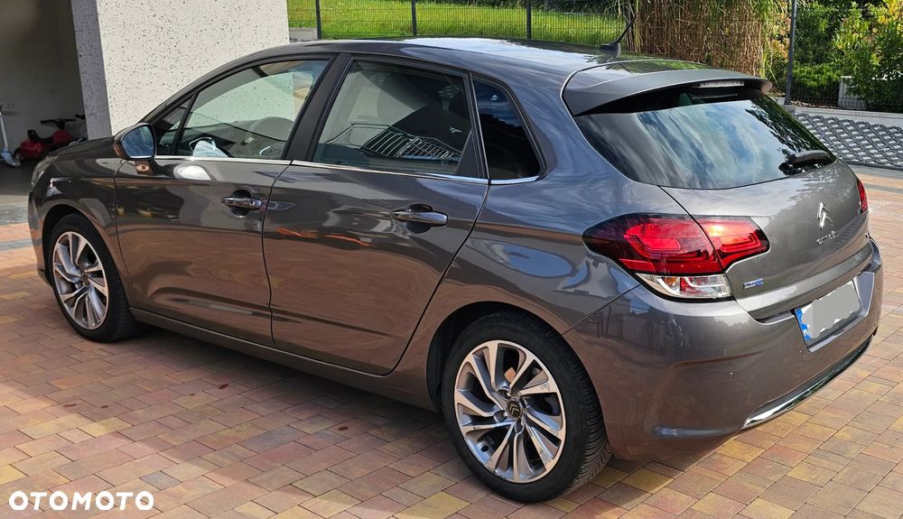 Citroën C4 BlueHDi 120 Stop&Start EAT6 Selection - 3