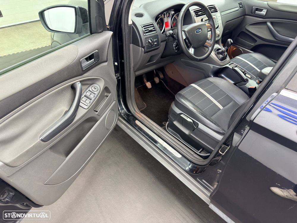 Ford Kuga 2.0 TDCi Titanium - 11