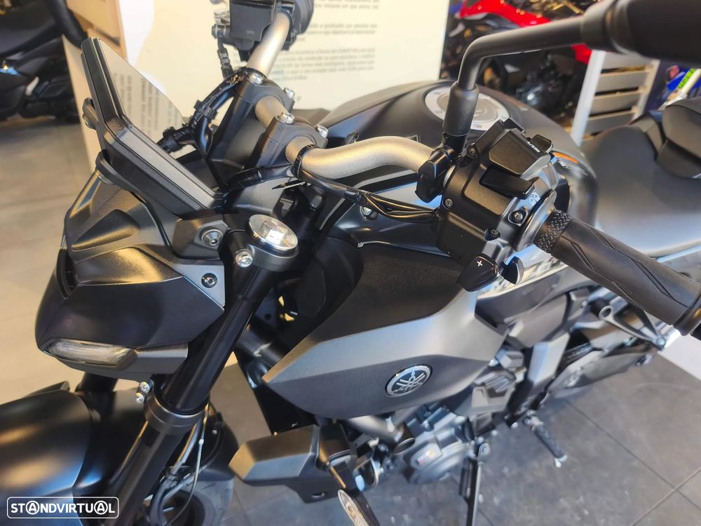 Yamaha MT-07 Y-AMT - 5