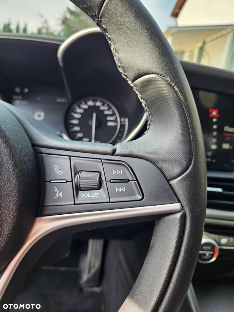 Alfa Romeo Giulia 2.0 Turbo Veloce Q4 - 18