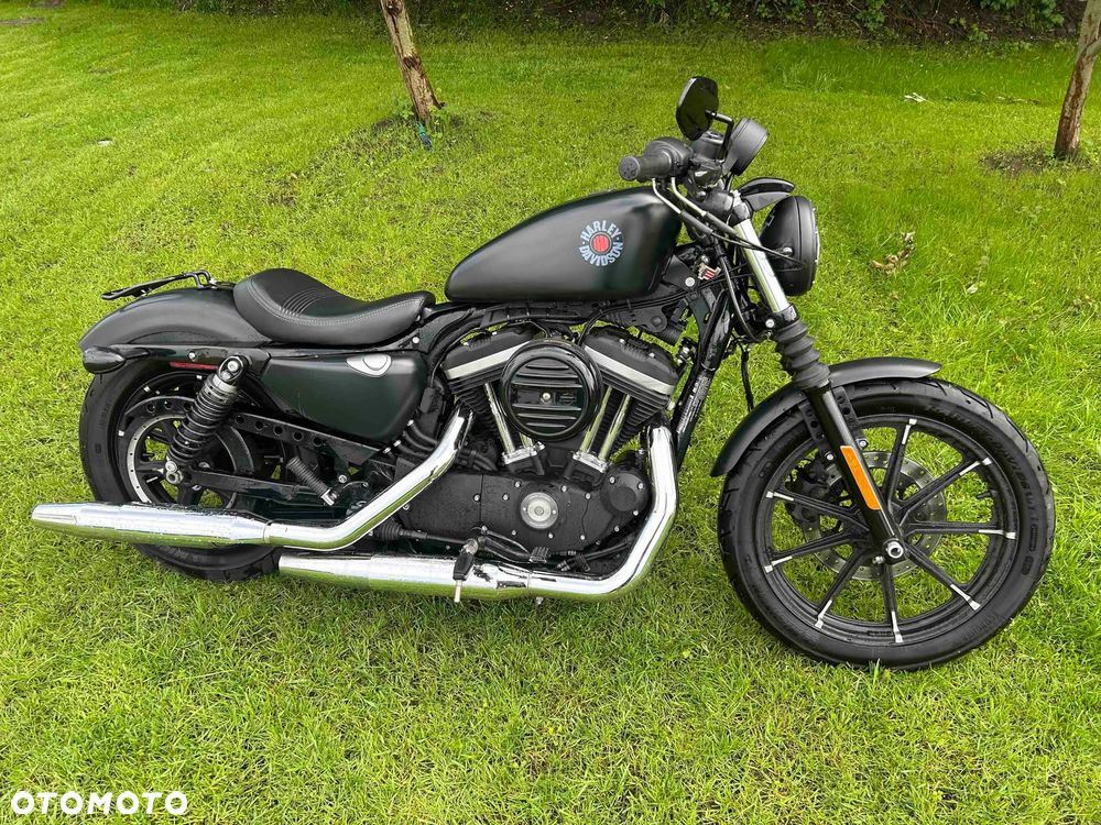 Harley-Davidson Sportster Iron 883 - 1