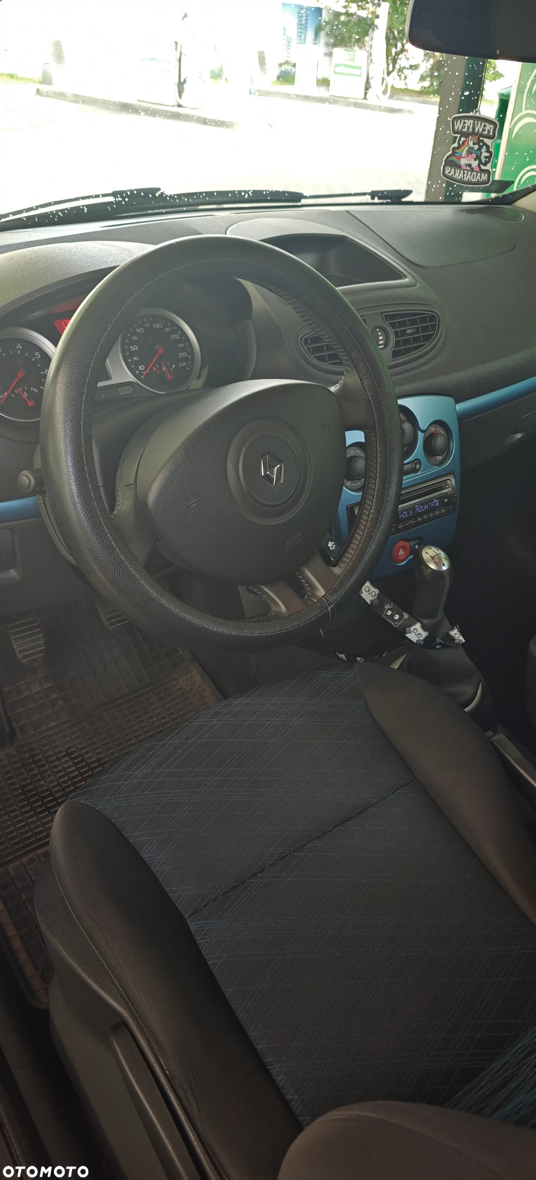 Renault Clio - 8