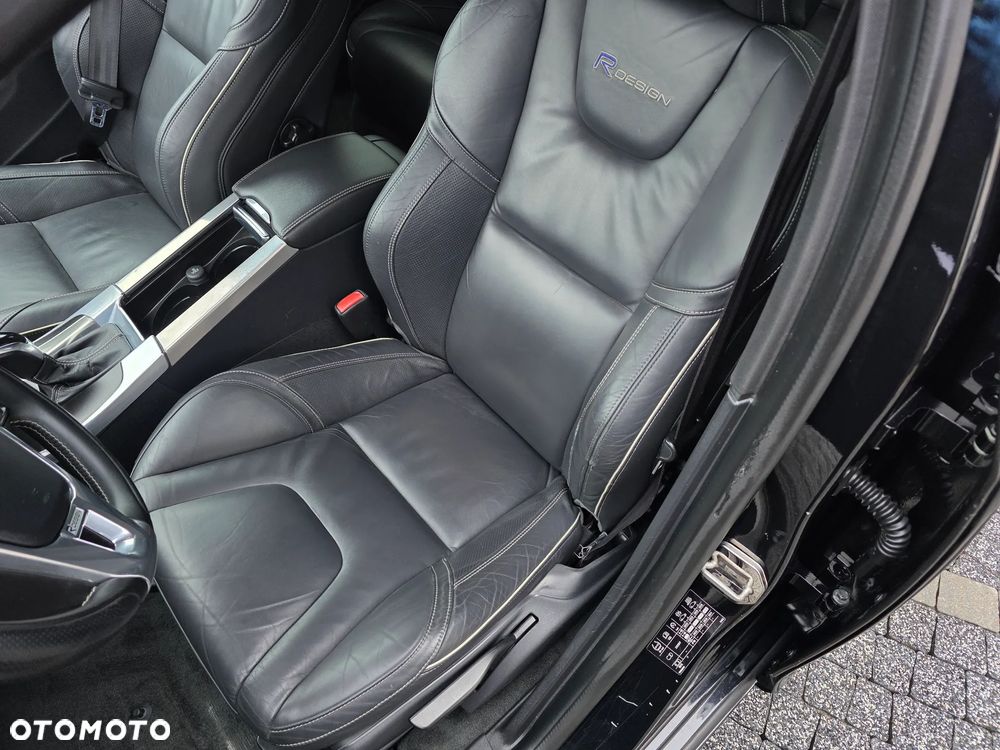 Volvo V60 D4 Geartronic Summum - 21