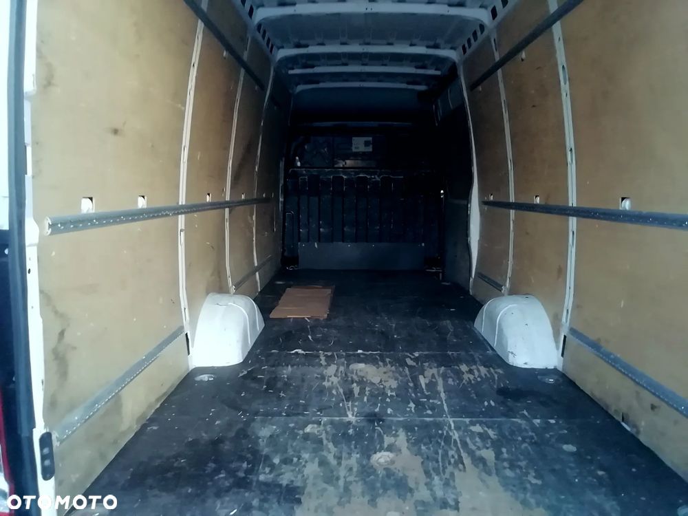 Iveco Daily - 25