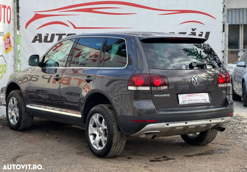 Volkswagen Touareg 2.5 R5 TDI DPF Aut. - 4