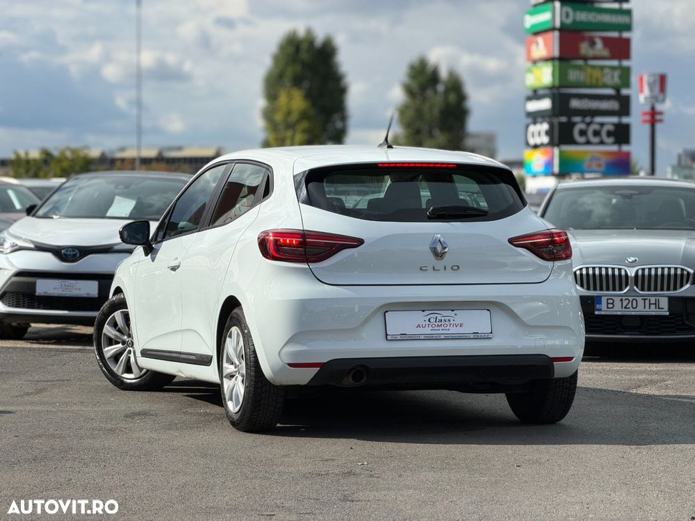 2021 Renault Clio V TCe 90 Techno, photograph 5
