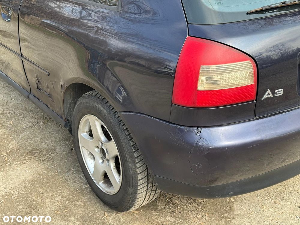 Audi A3 3-drzwiowe 1.6 Ambition - 29