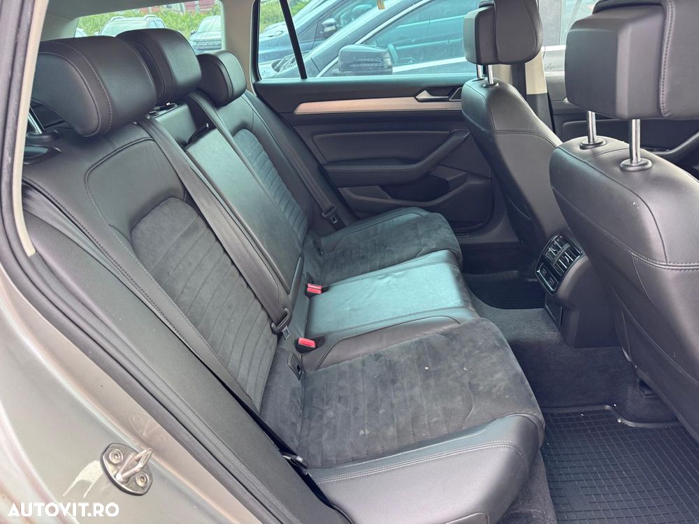 Volkswagen Passat 2.0 TDI DSG 4Motion Highline - 19