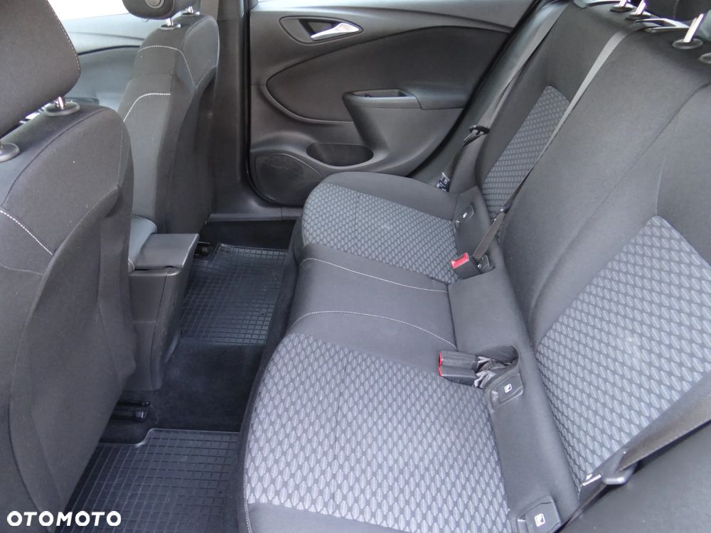 Opel Astra 1.4 T Enjoy - 12