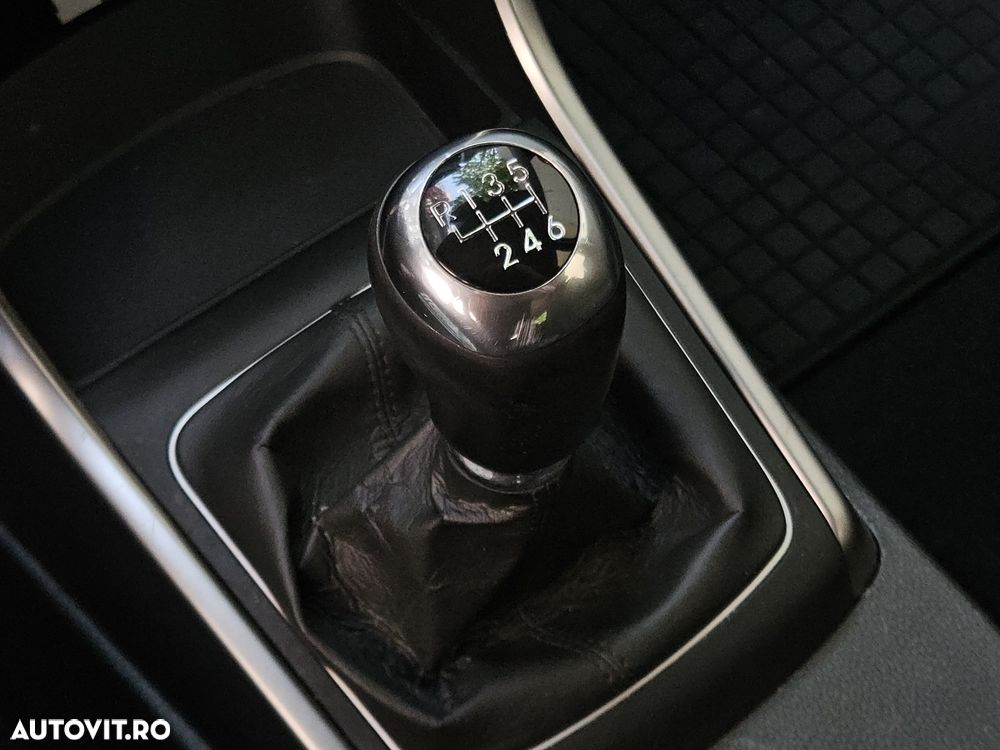Hyundai i30 1.4 CRDi Trend - 18