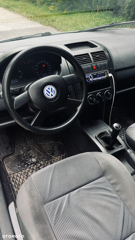 Volkswagen Polo 1.4 16V Comfortline - 7
