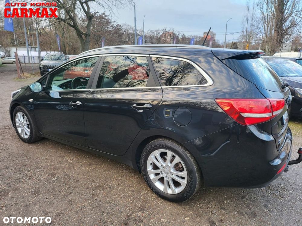 Kia Ceed 1.6 CRDi 136 ISG Platinum Edition - 5