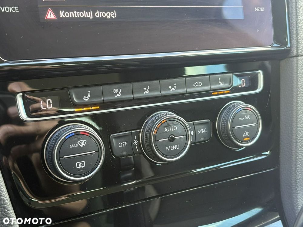 Volkswagen Golf 1.5 eTSI OPF DSG Style - 27