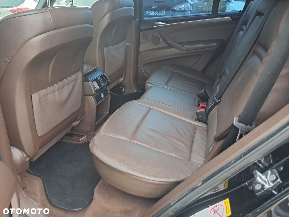 BMW X5 3.5d xDrive - 16