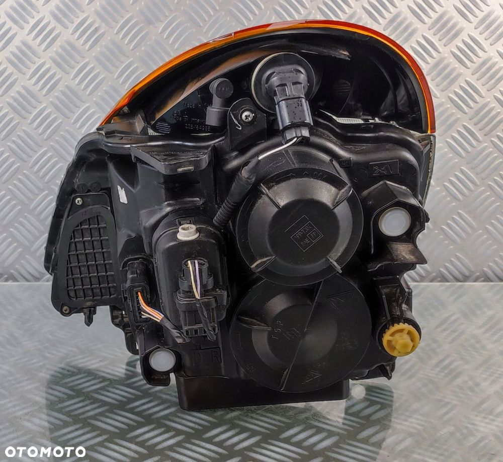 8200301845 reflektor lampa prawy prawa przód przednia RENAULT MODUS I EURO - 4