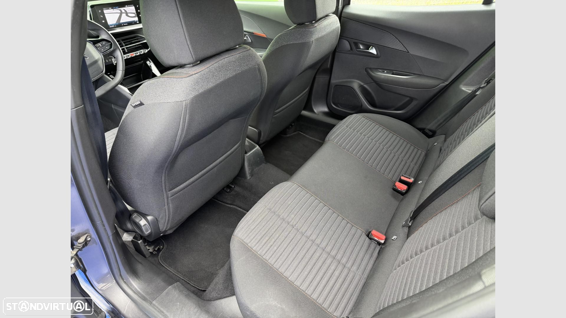 Peugeot 2008 1.2 PureTech Active - 12