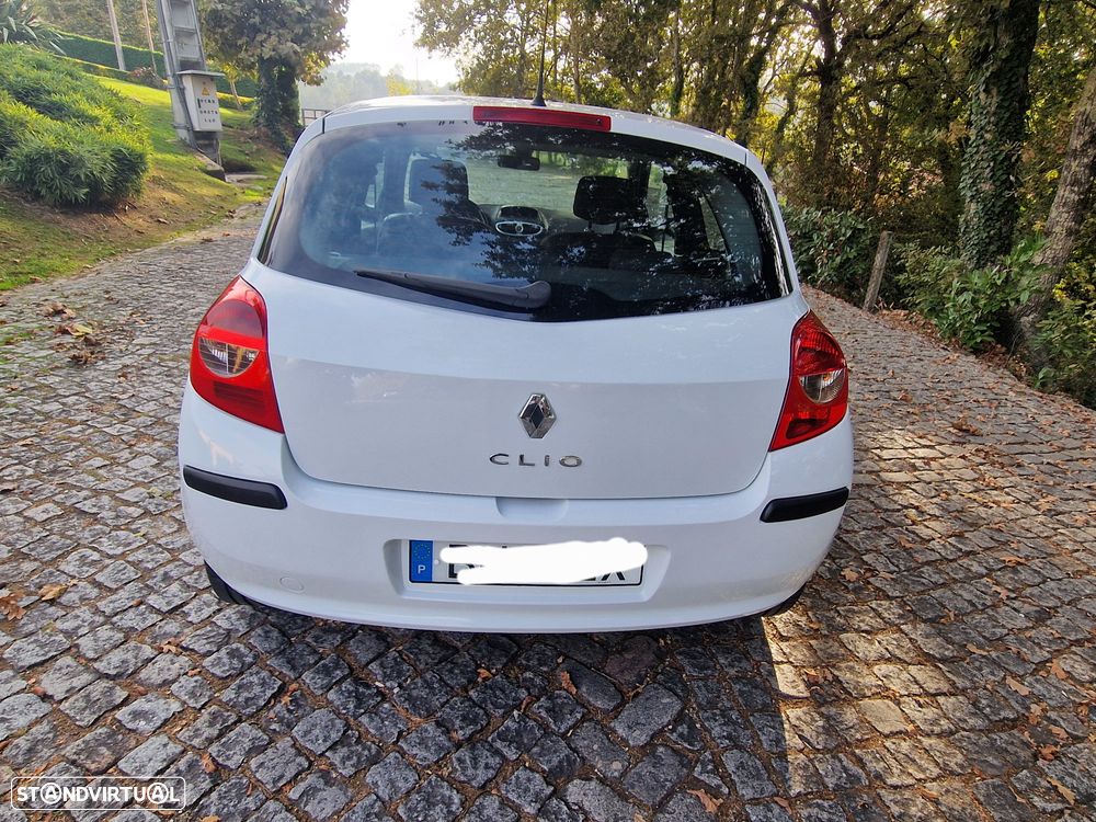 Renault Clio 1.5 dCi GT - 16