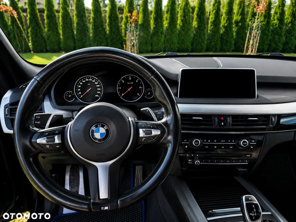 BMW X5 xDrive25d - 11