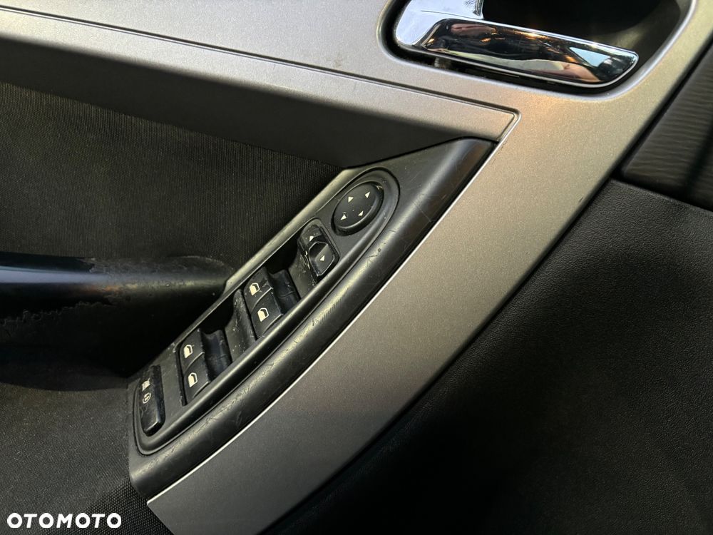 Citroën C4 Grand Picasso 2.0 HDi FAP ESG6 Confort - 6