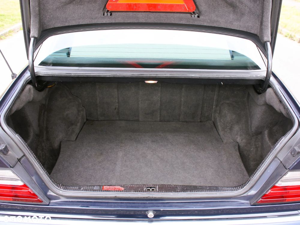 Mercedes-Benz W124 (1984-1993) - 15