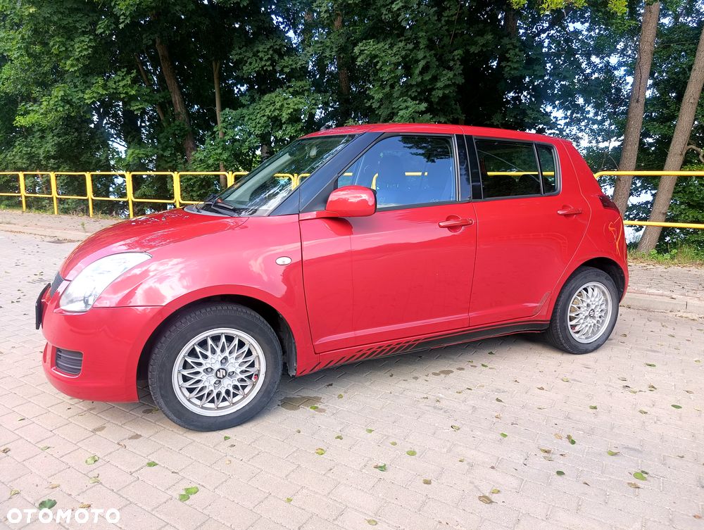 Suzuki Swift - 3