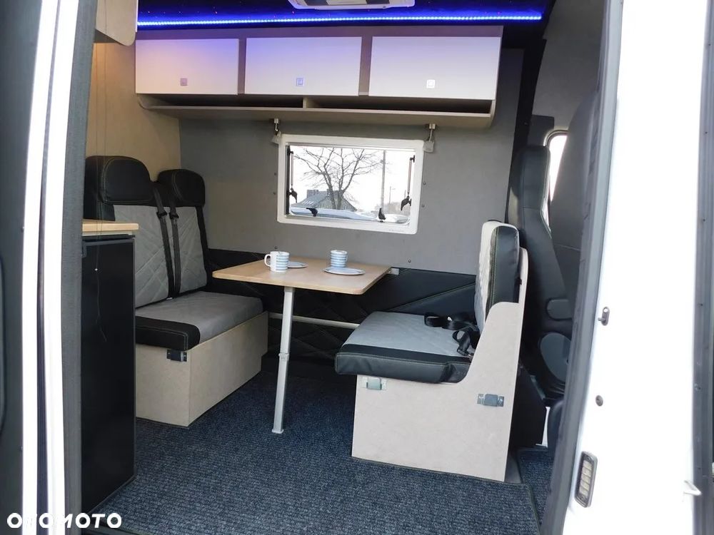 Mercedes-Benz Sprinter 6 osobowy Kamper Campervan Automat Klima  FV23% - 31