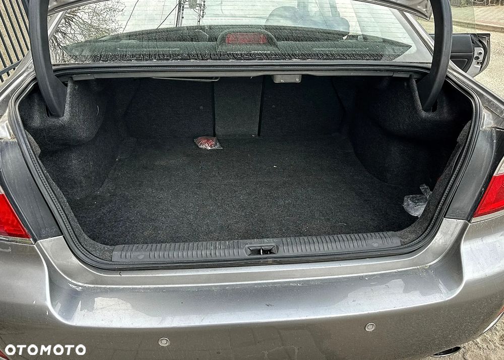 Subaru Legacy 2.0D RC NAV - 11