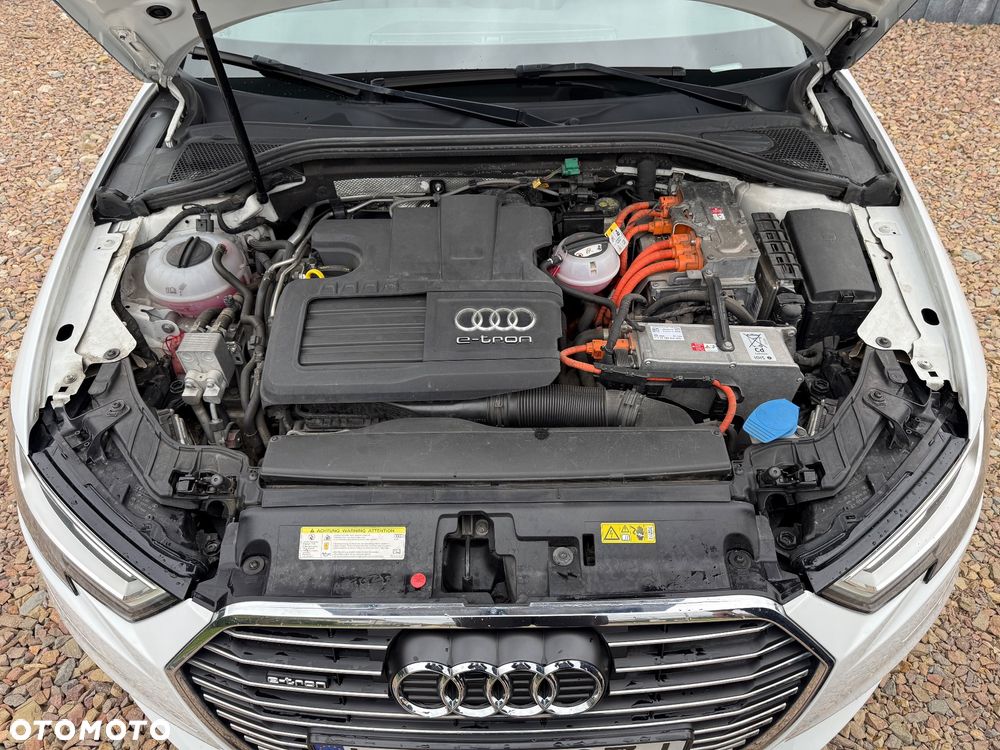 Audi A3 Sportback 1.4 TFSI e-tron Sport S tronic - 13