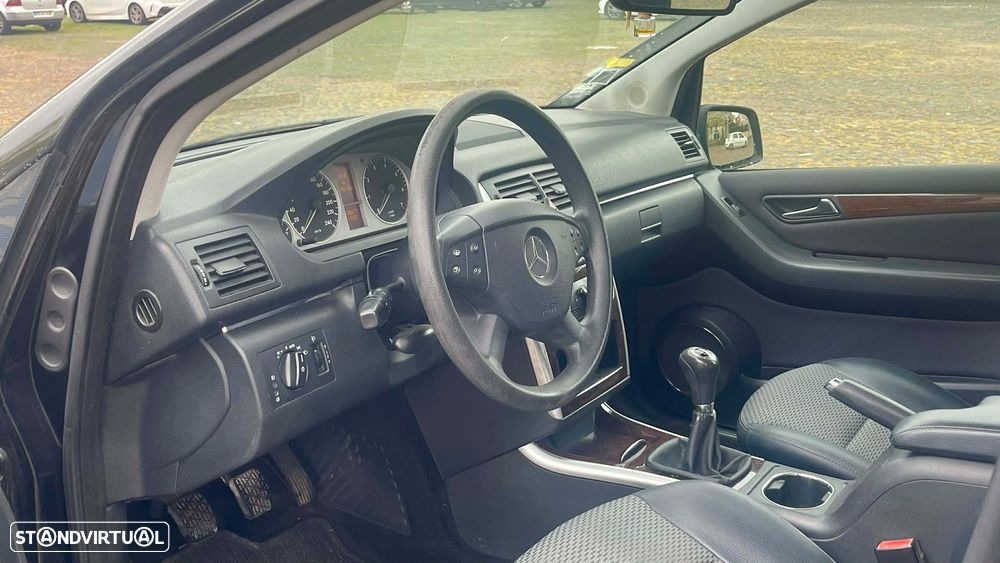 Mercedes-Benz B 150 Standard - 16