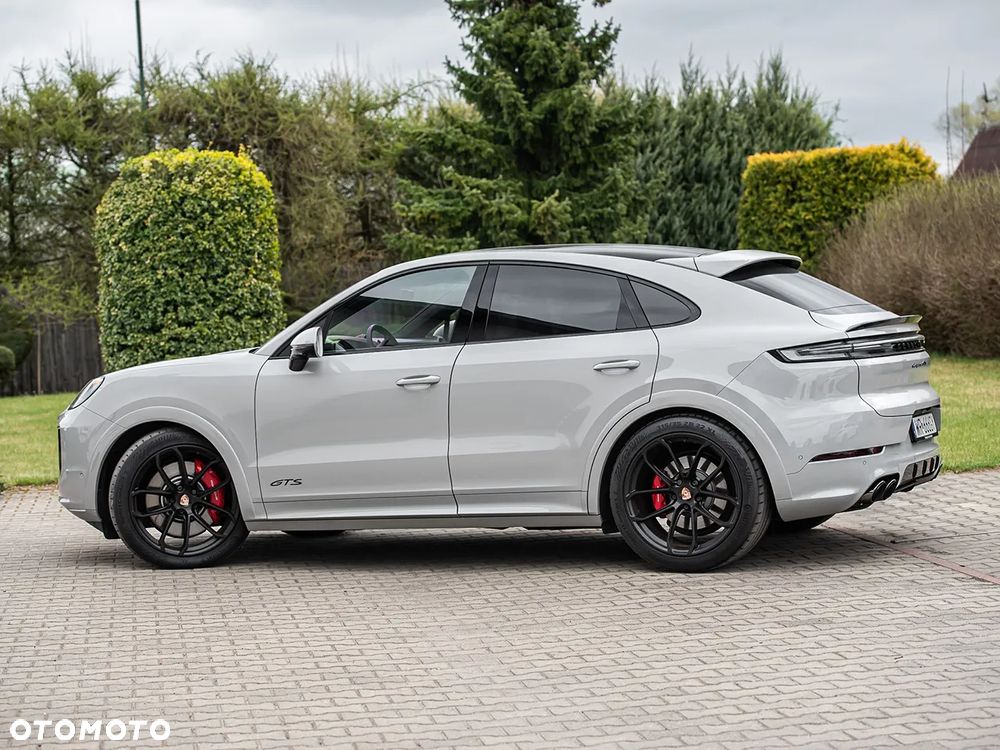 Porsche Cayenne - 9