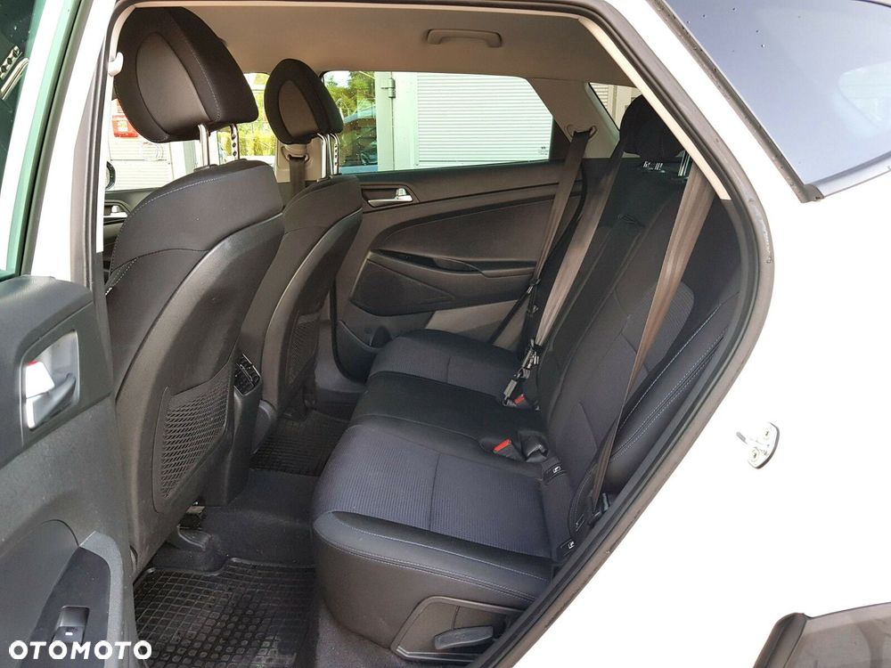 Hyundai Tucson 1.6 GDI BlueDrive Comfort 2WD - 33