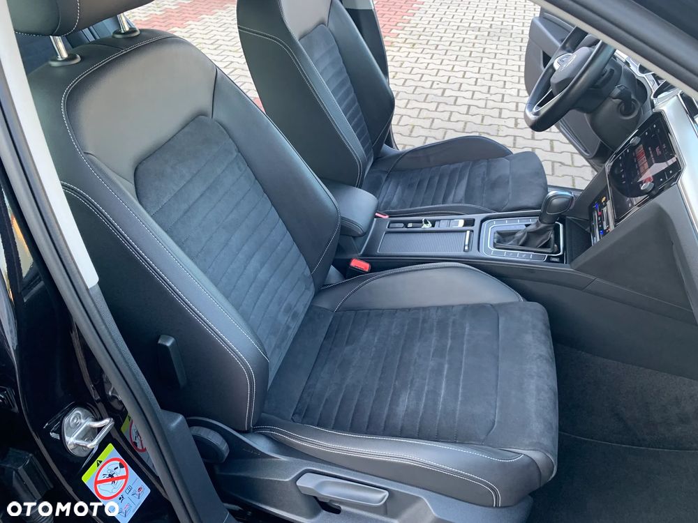 Volkswagen Passat 1.5 TSI EVO Elegance DSG - 21