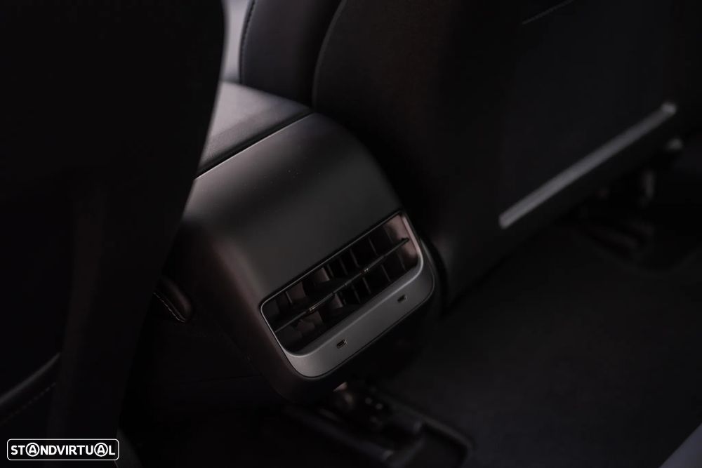 Tesla Model 3 Long Range Tração Integral - 31