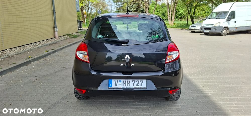 Renault Clio TCe 100 Dynamique - 10