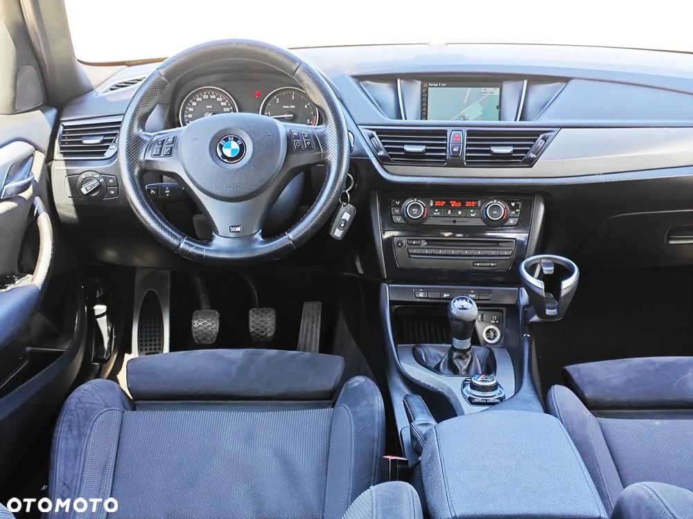 BMW X1 sDrive18d Sport Line - 20