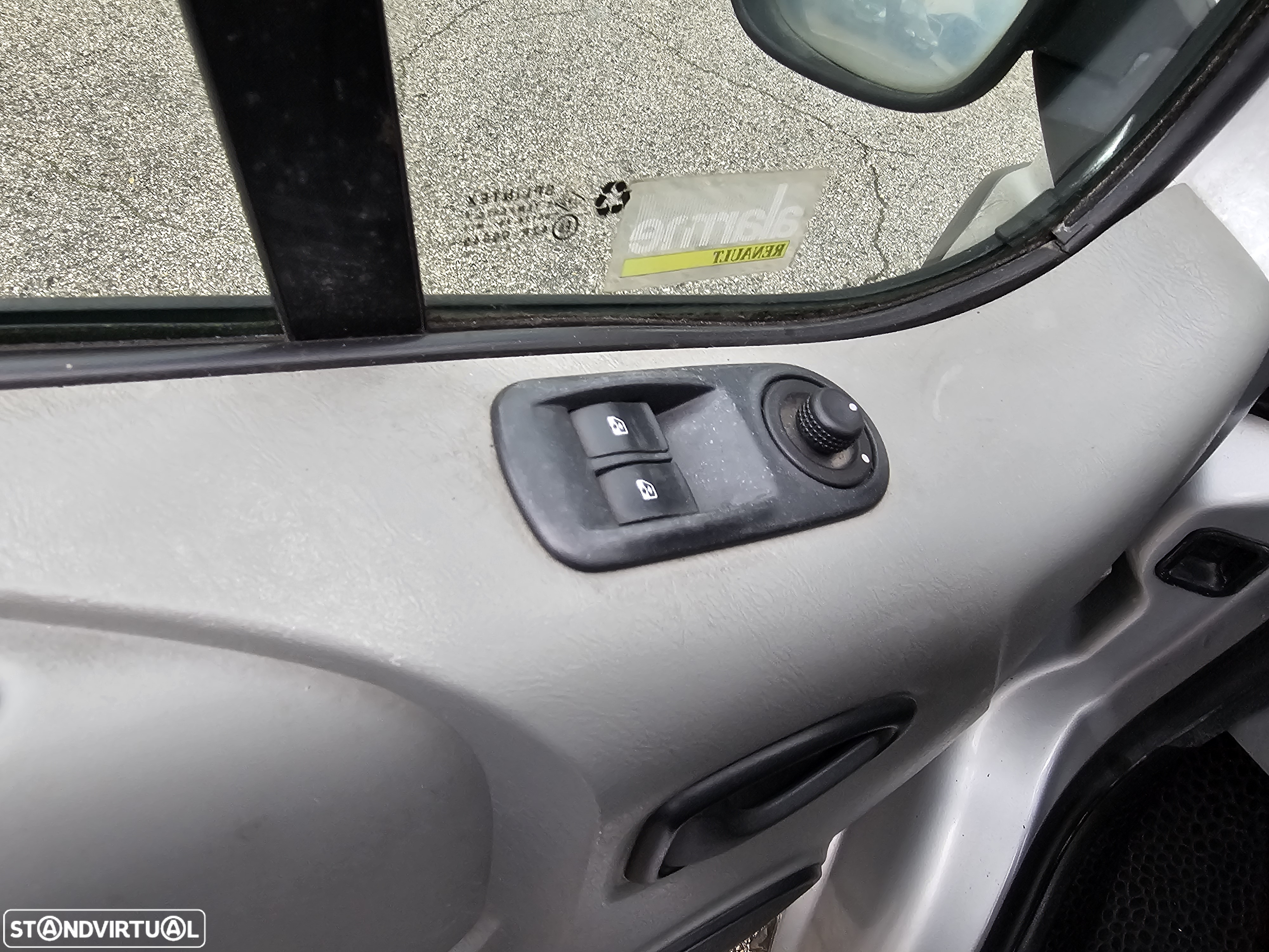 Renault Trafic 1.9 dCi L1H1 1.2T 100 9 - 25