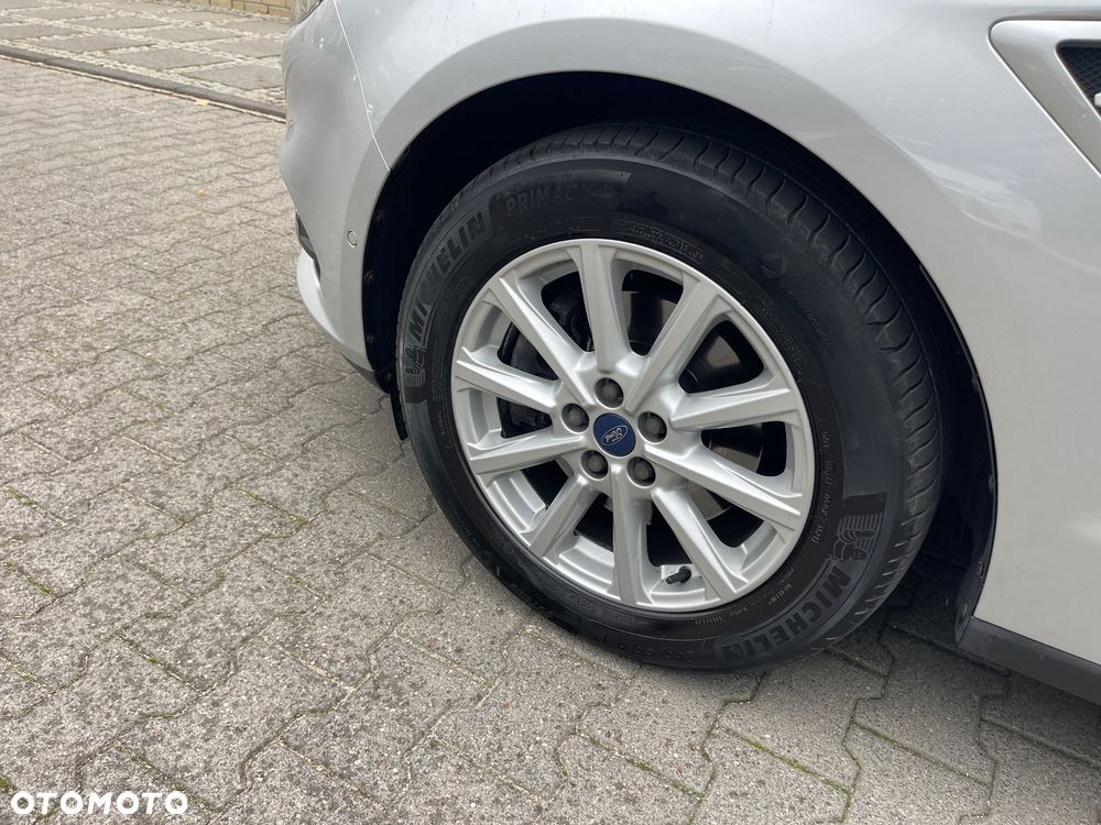Ford S-Max - 30