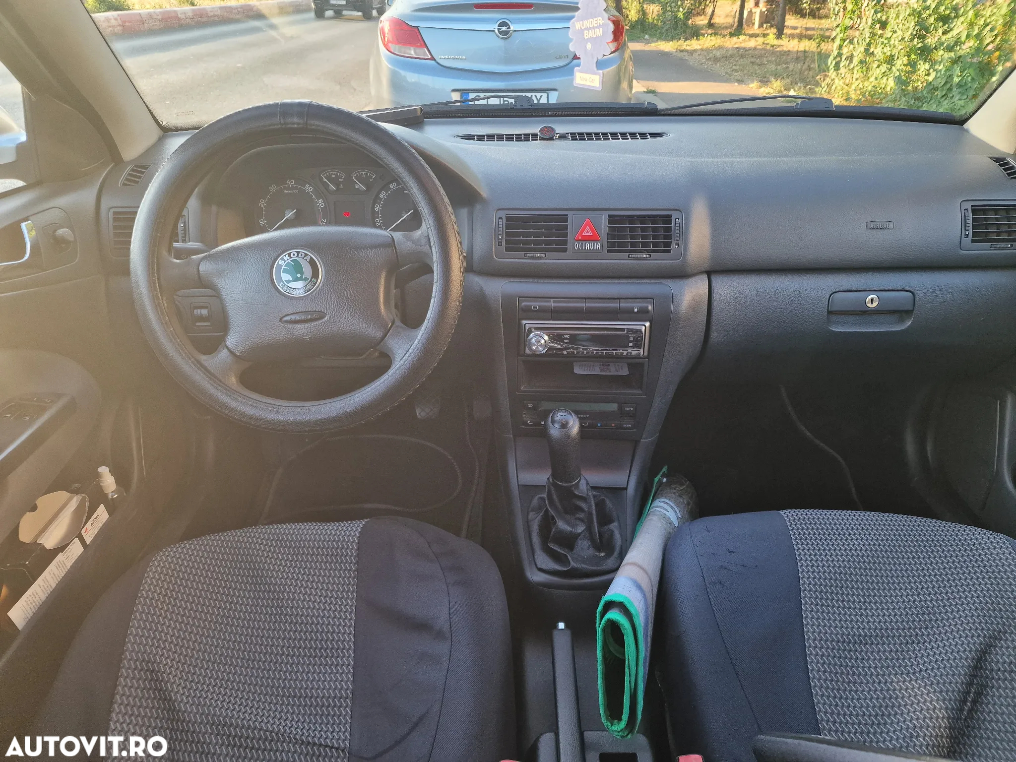 Skoda Octavia 1.6 Classic - 8