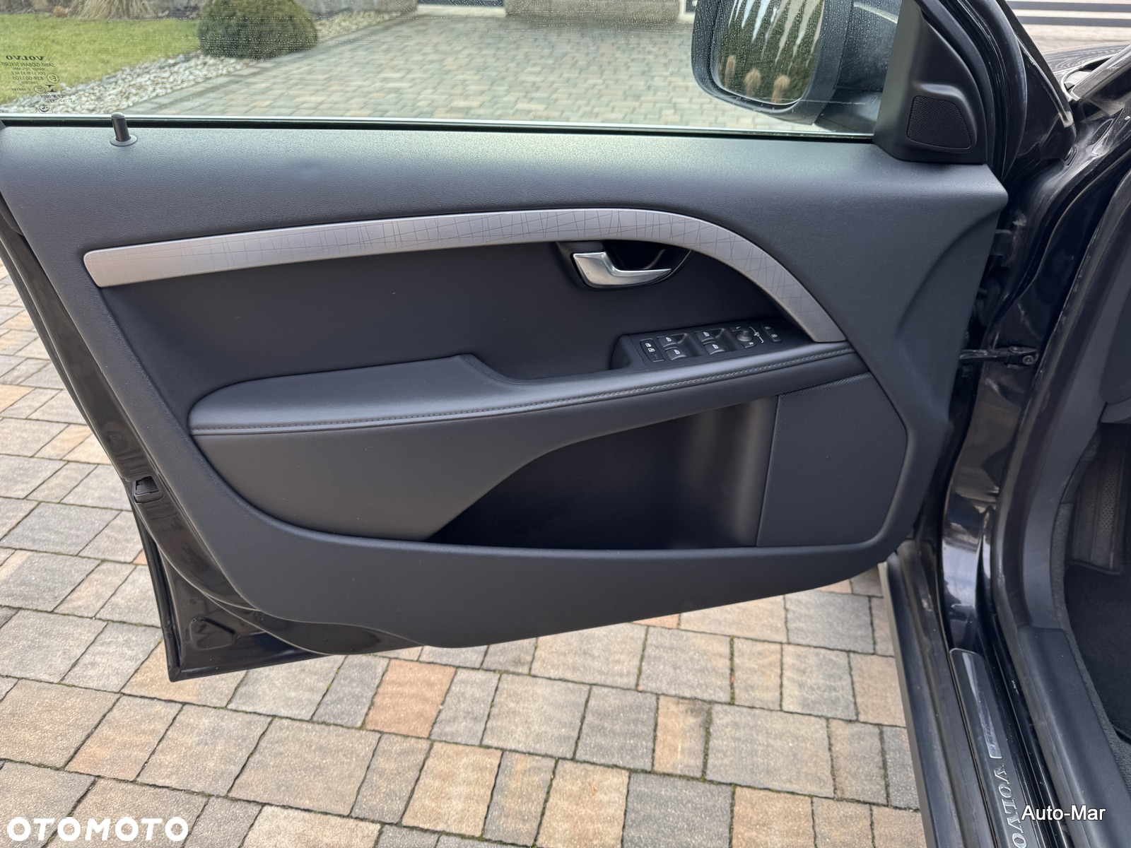 Volvo XC 70 D4 Momentum - 14