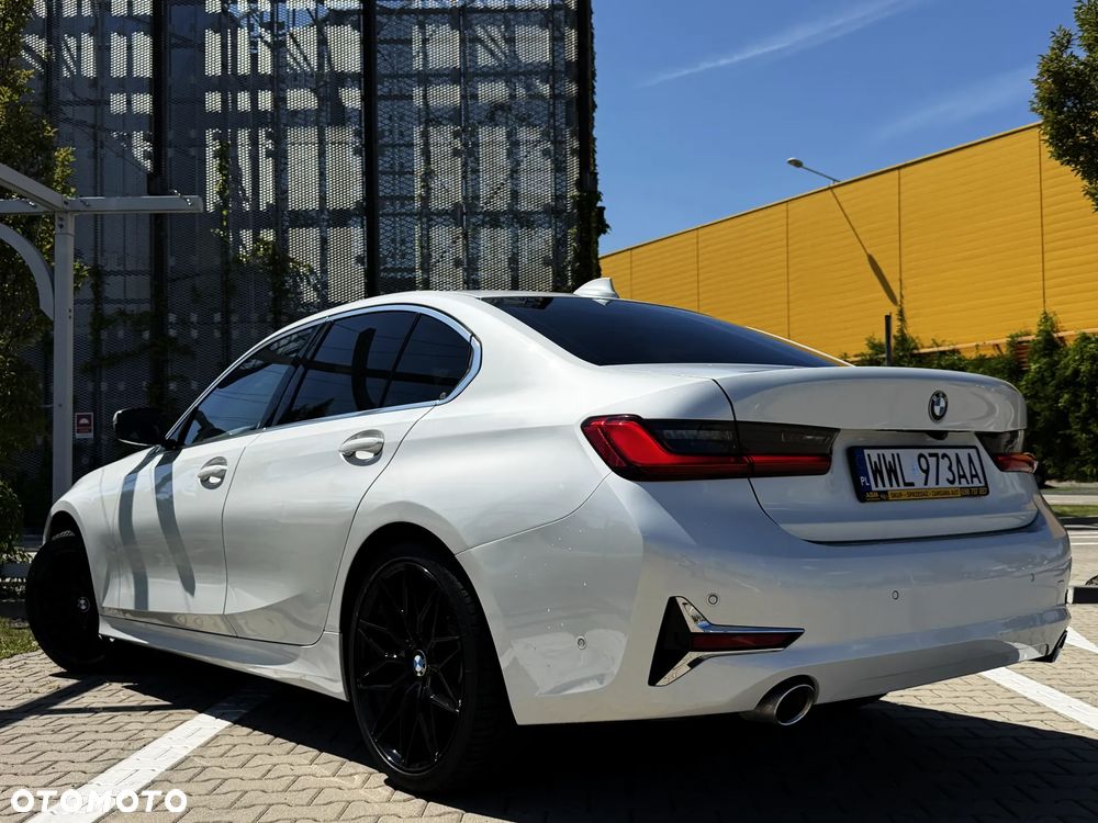BMW Seria 3 320i GPF Luxury Line - 3