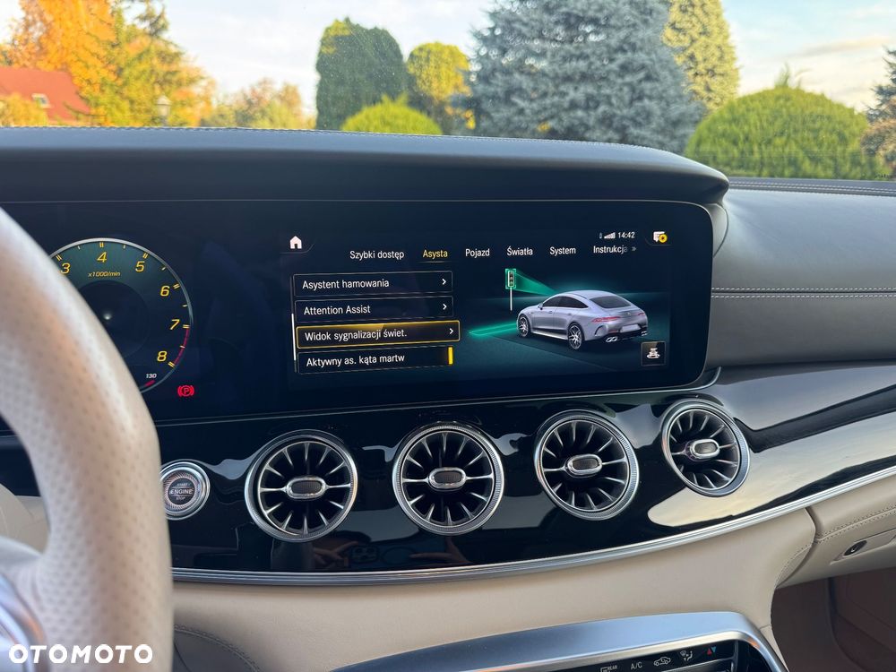 Mercedes-Benz AMG GT 63 S 4Matic+ Speedshift MCT 9G - 28