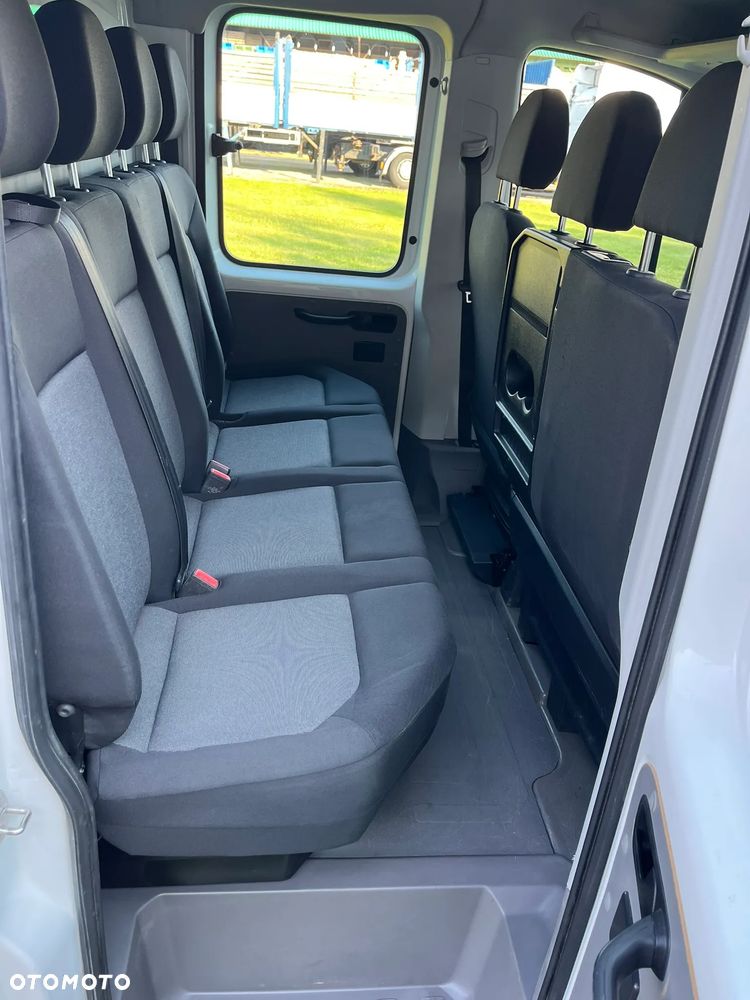Volkswagen Crafter - 12
