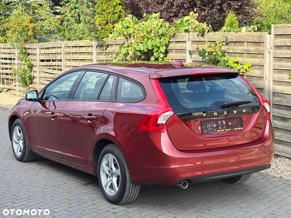 Volvo V60 D2 Drive-E Kinetic - 11