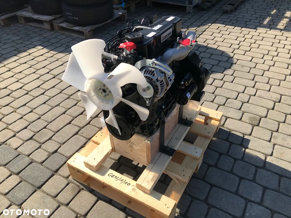 SILNIK Mitsubishi S4L2 MVS4L2-61SDL MVS4L2 61SDL 16999NETTO - 9