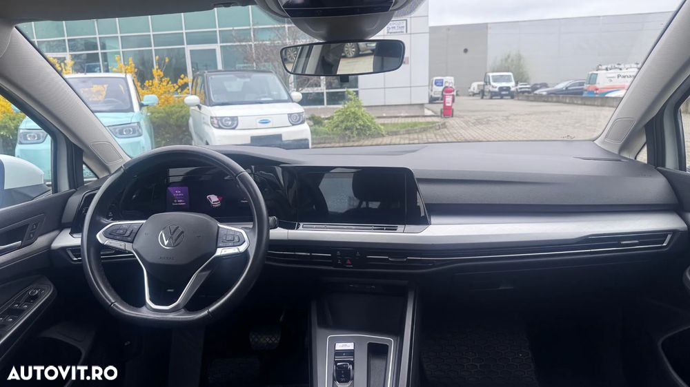 Volkswagen Golf - 14
