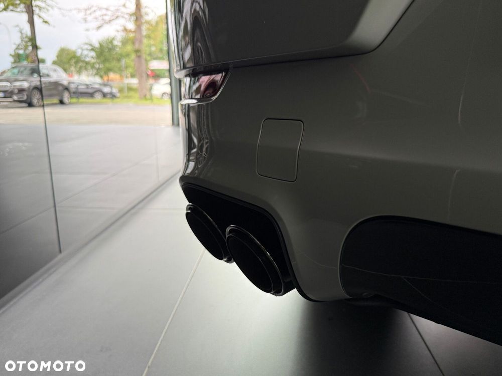Porsche Cayenne - 12