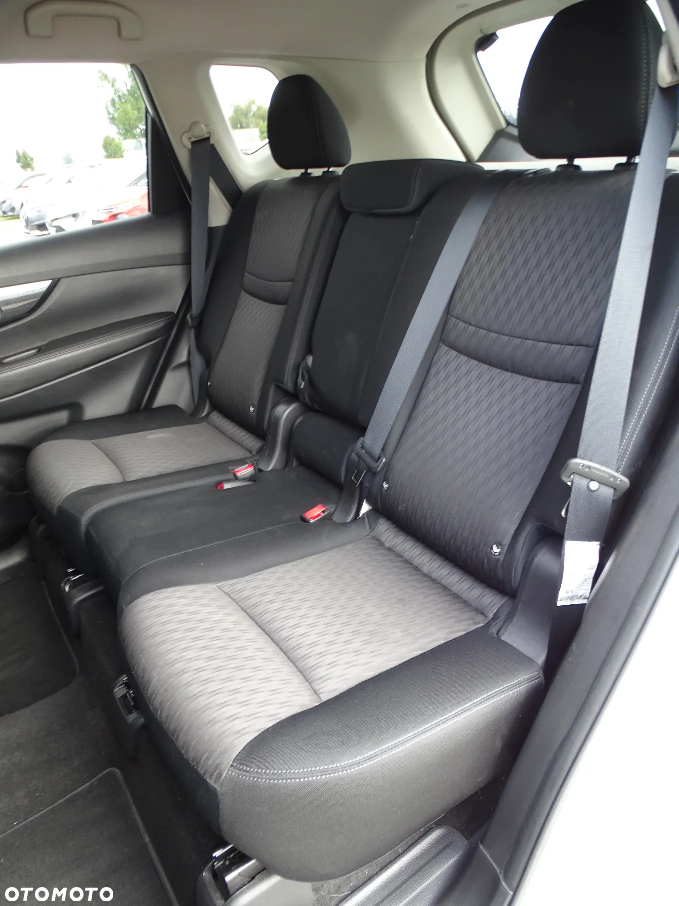 Nissan X-Trail 2.0 dCi Tekna 4WD Xtronic - 10