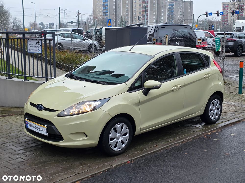 Ford Fiesta - 2