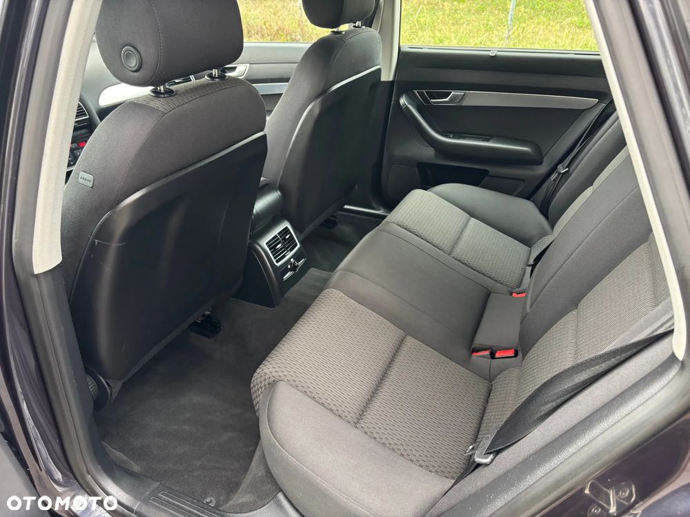 Audi A6 Avant 2.0 TDI - 10